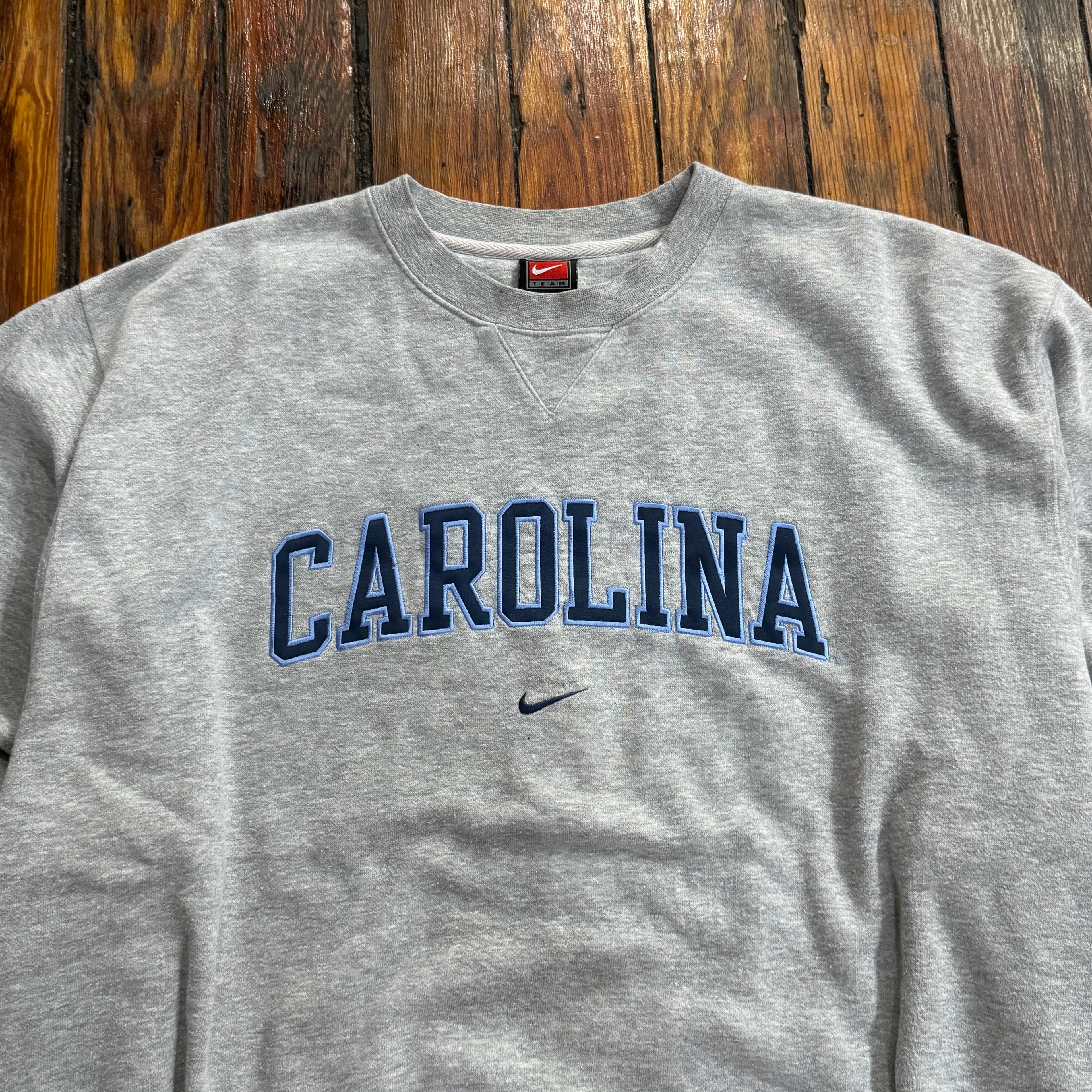 Vintage Team Nike Carolina SpellOut CrewNeck Sz L