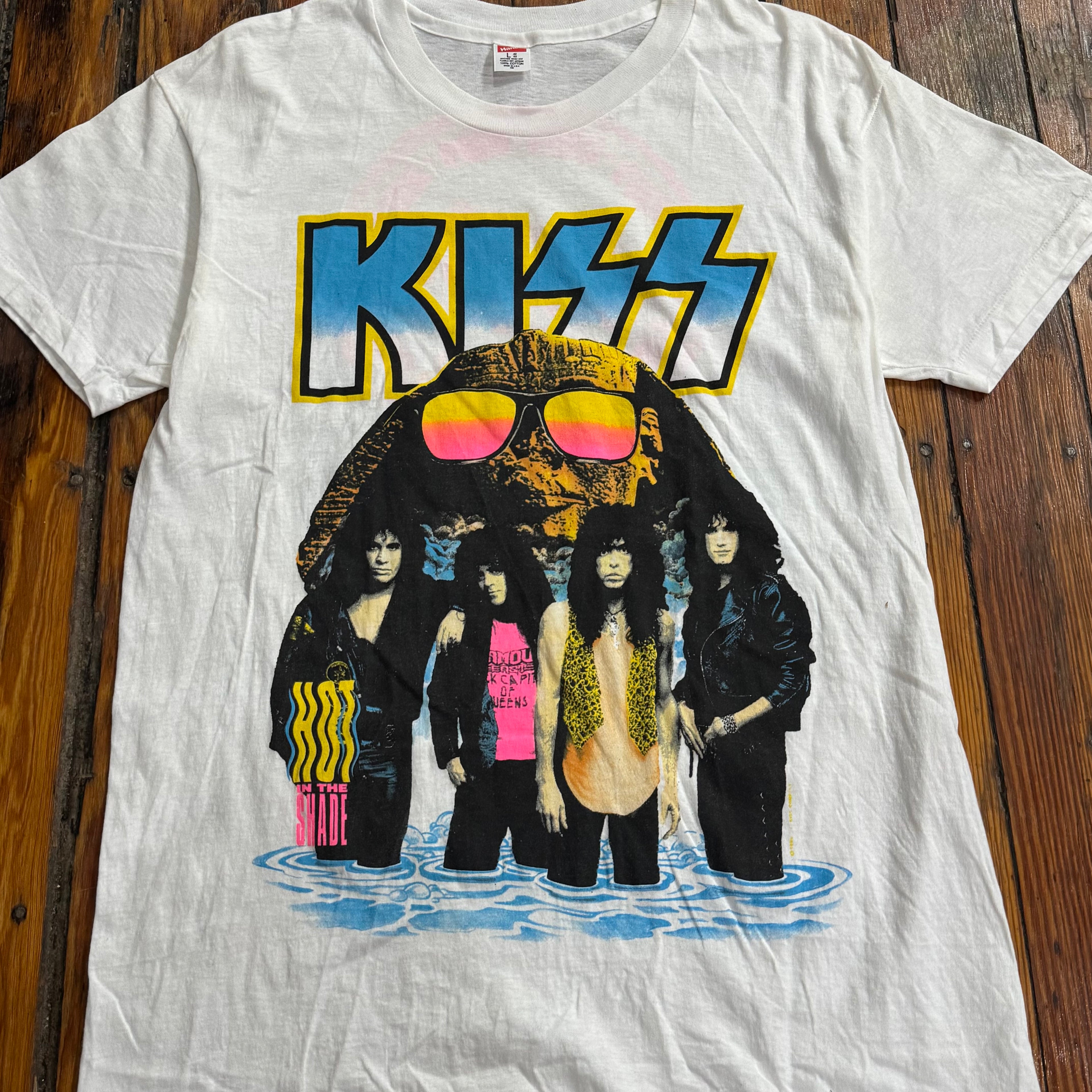 Vintage Kiss Hot in Shade Tour T-shirt Sz L