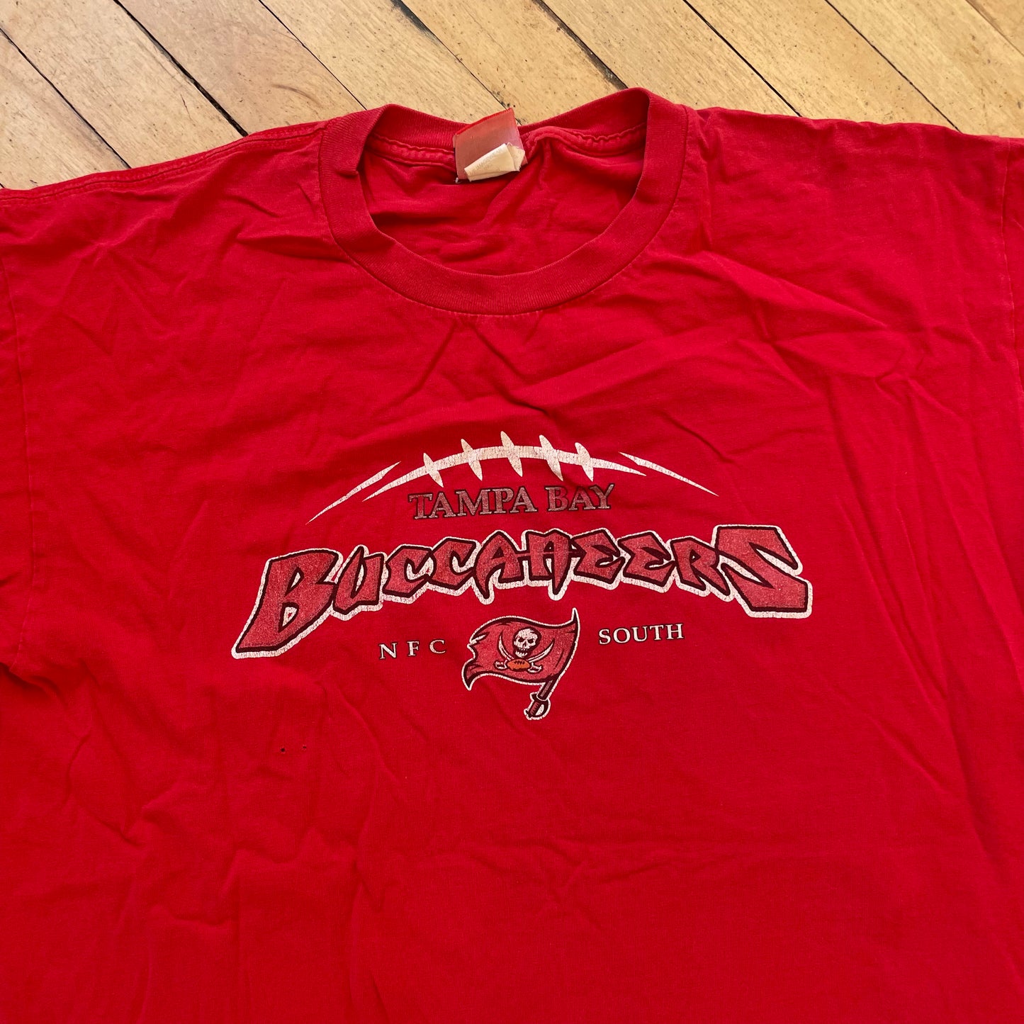 2000s Tampa Bay Buccaneers T-shirt Sz L