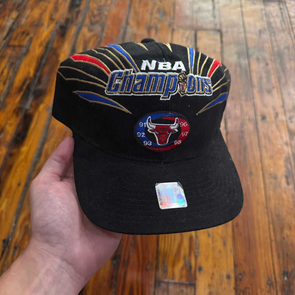 Vintage Starter Chicago Bulls Champions Hat