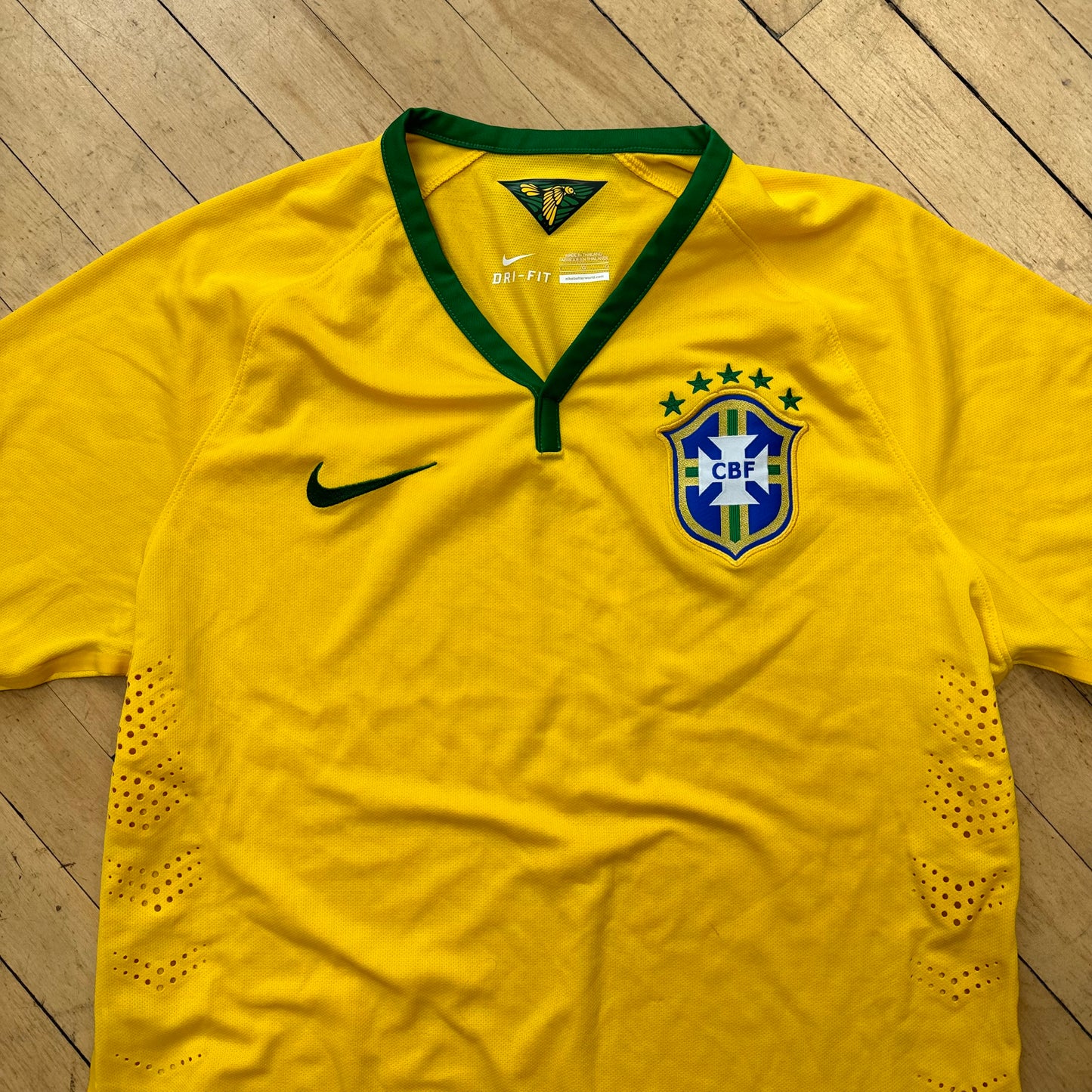 Brazil Nike Dri-Fit Soccer Jersey Sz M