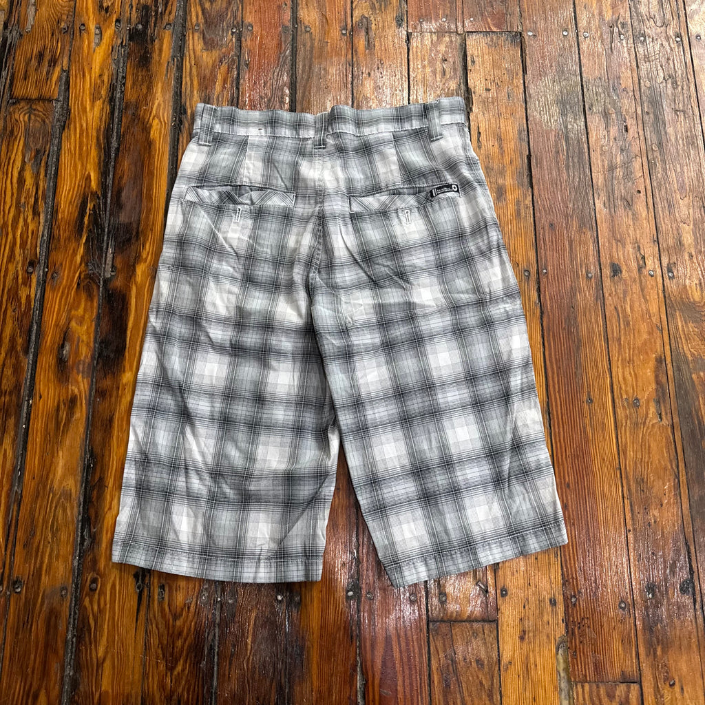 Y2K Plaid SouthPole Khaki Shorts Sz 32