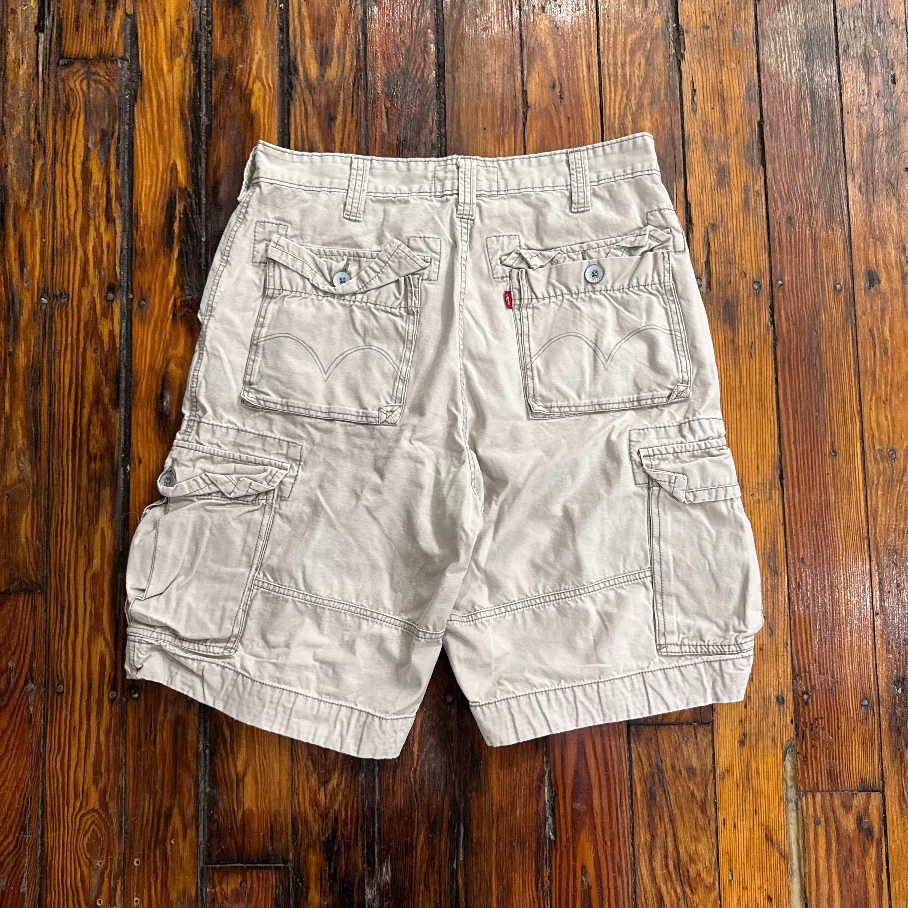 Y2K Levi’s Cargo Khaki Shorts Sz 34
