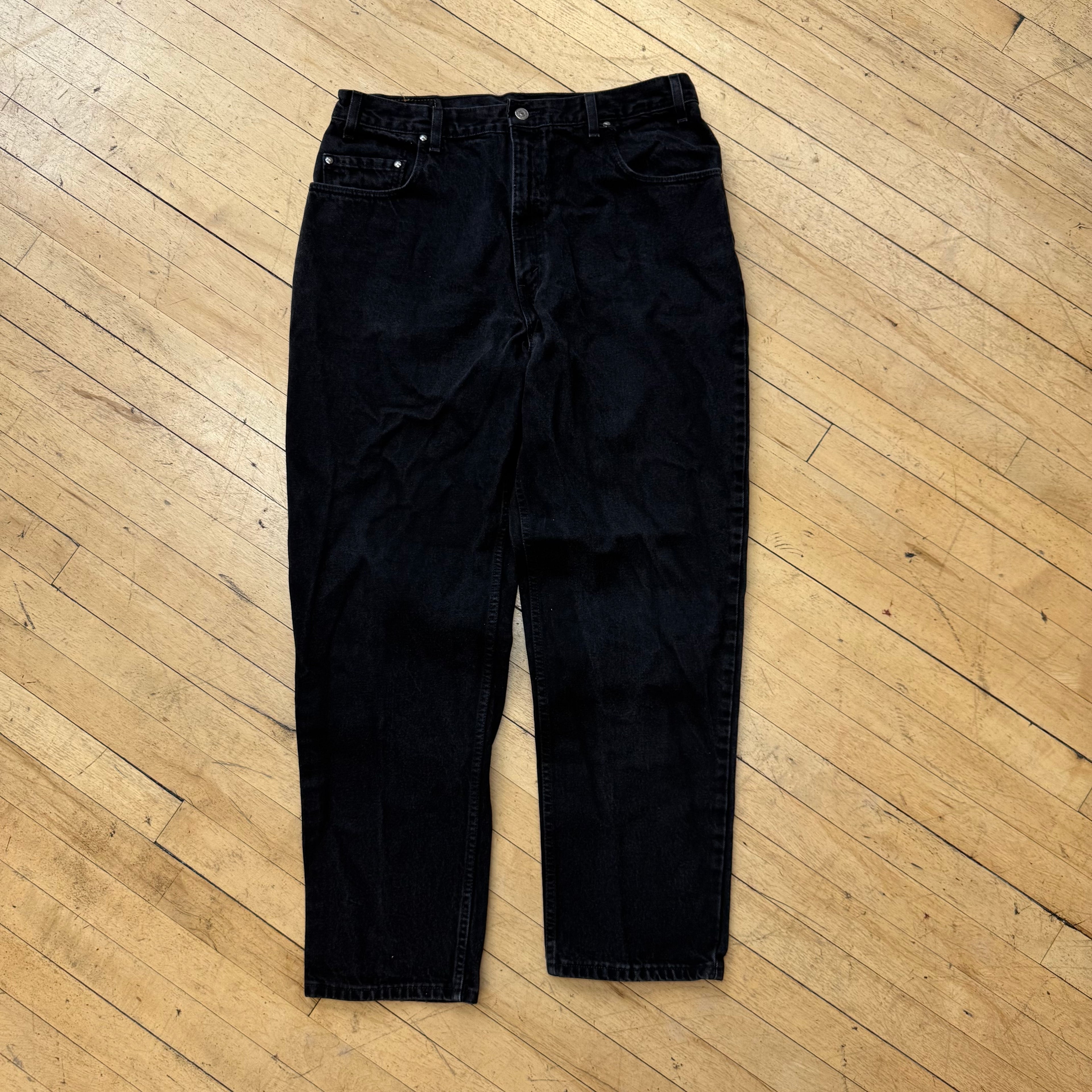 Vintage Levi’s Black Denim Jeans Sz 38x32