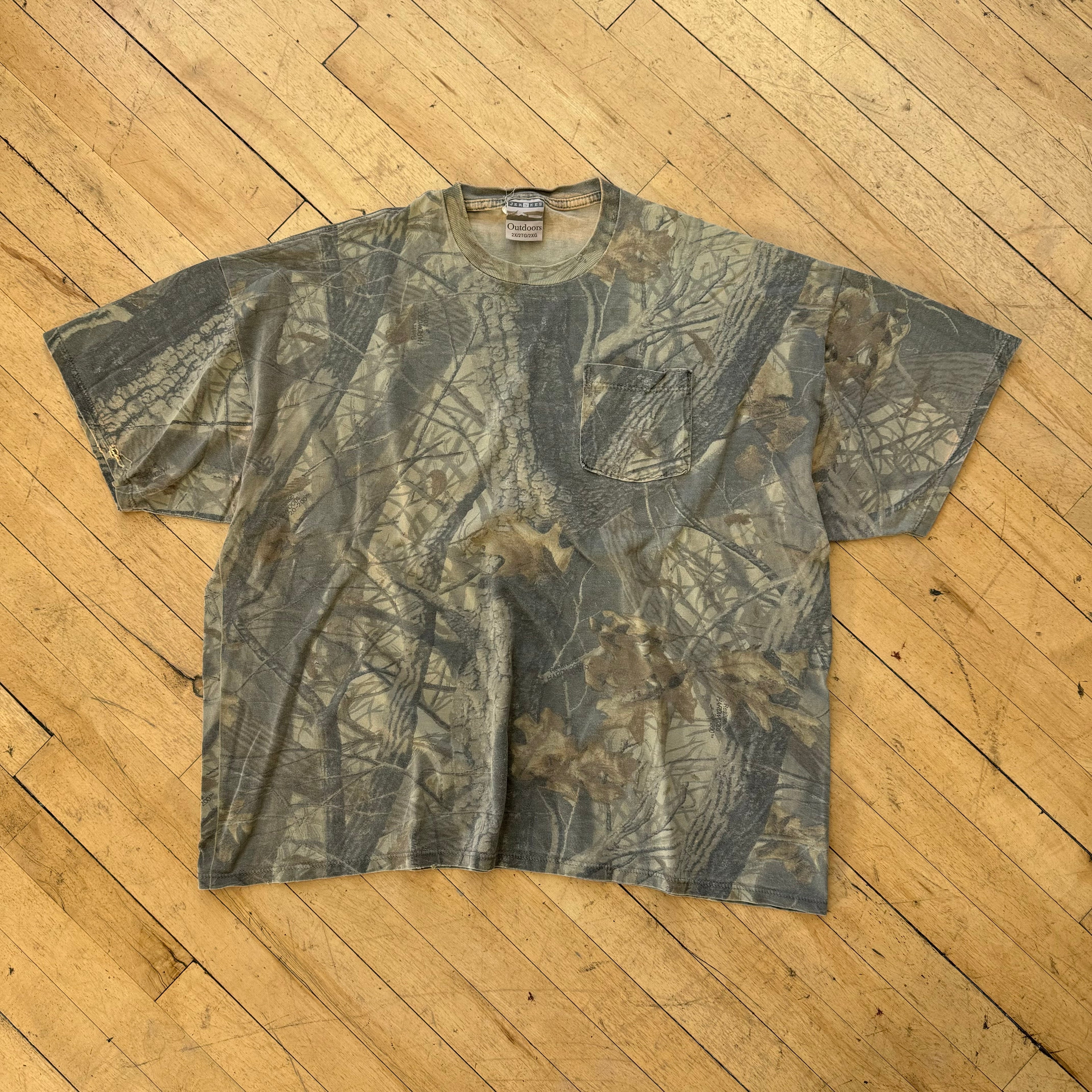 Vintage Camo Pocket T-shirt Sz XXL