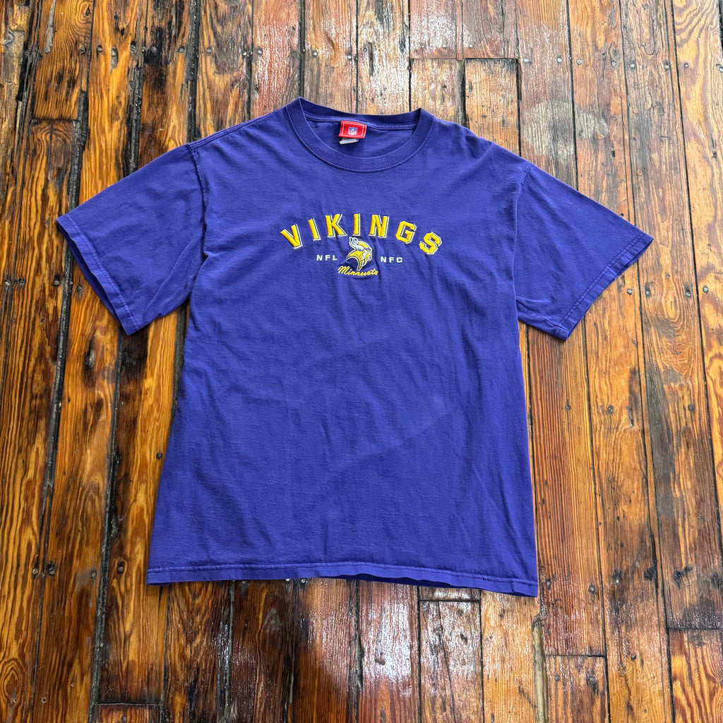 Vintage Minnesota Vikings SpellOut T-shirt Sz L