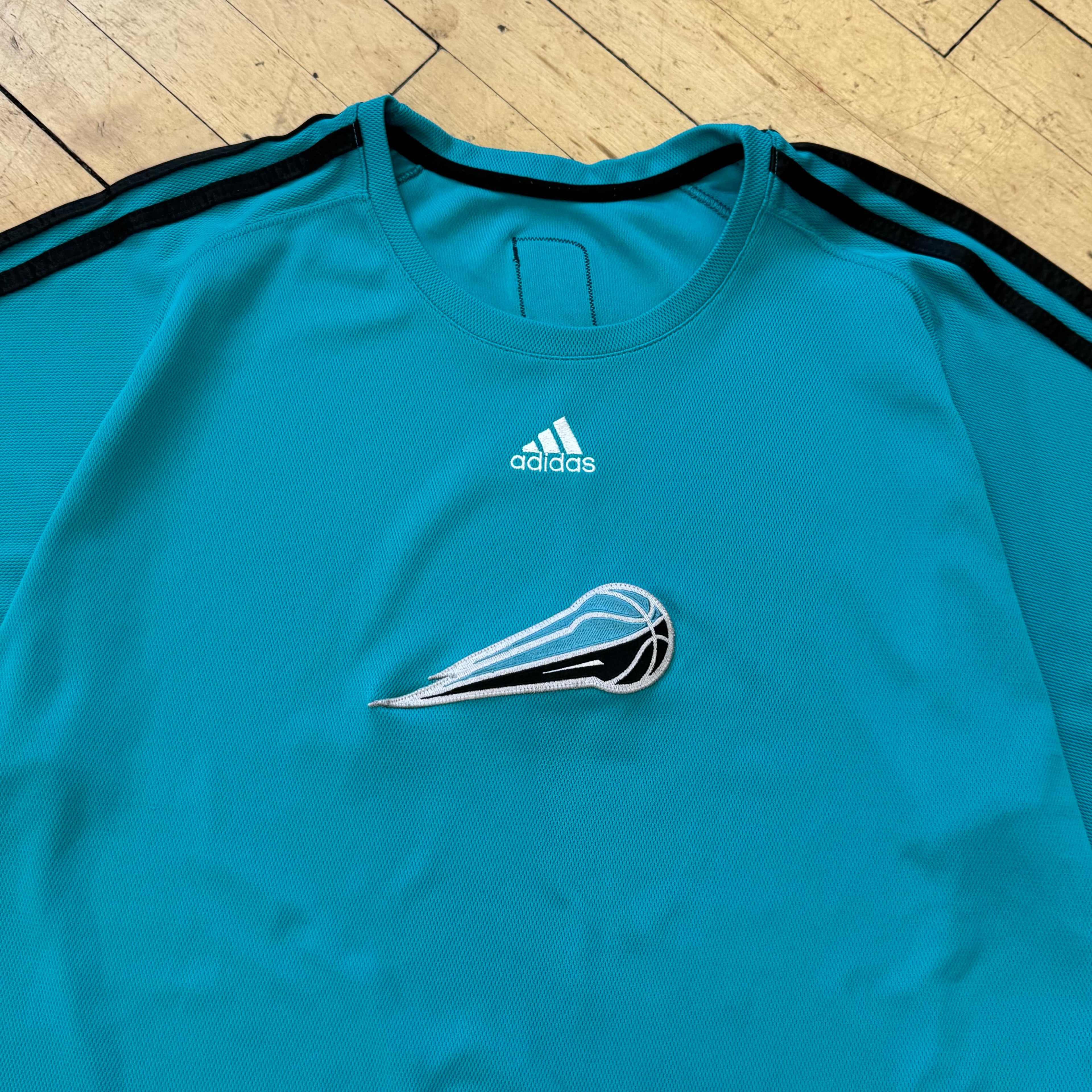 Vintage Adidas Sky Force WarmUp T-shirt Sz L