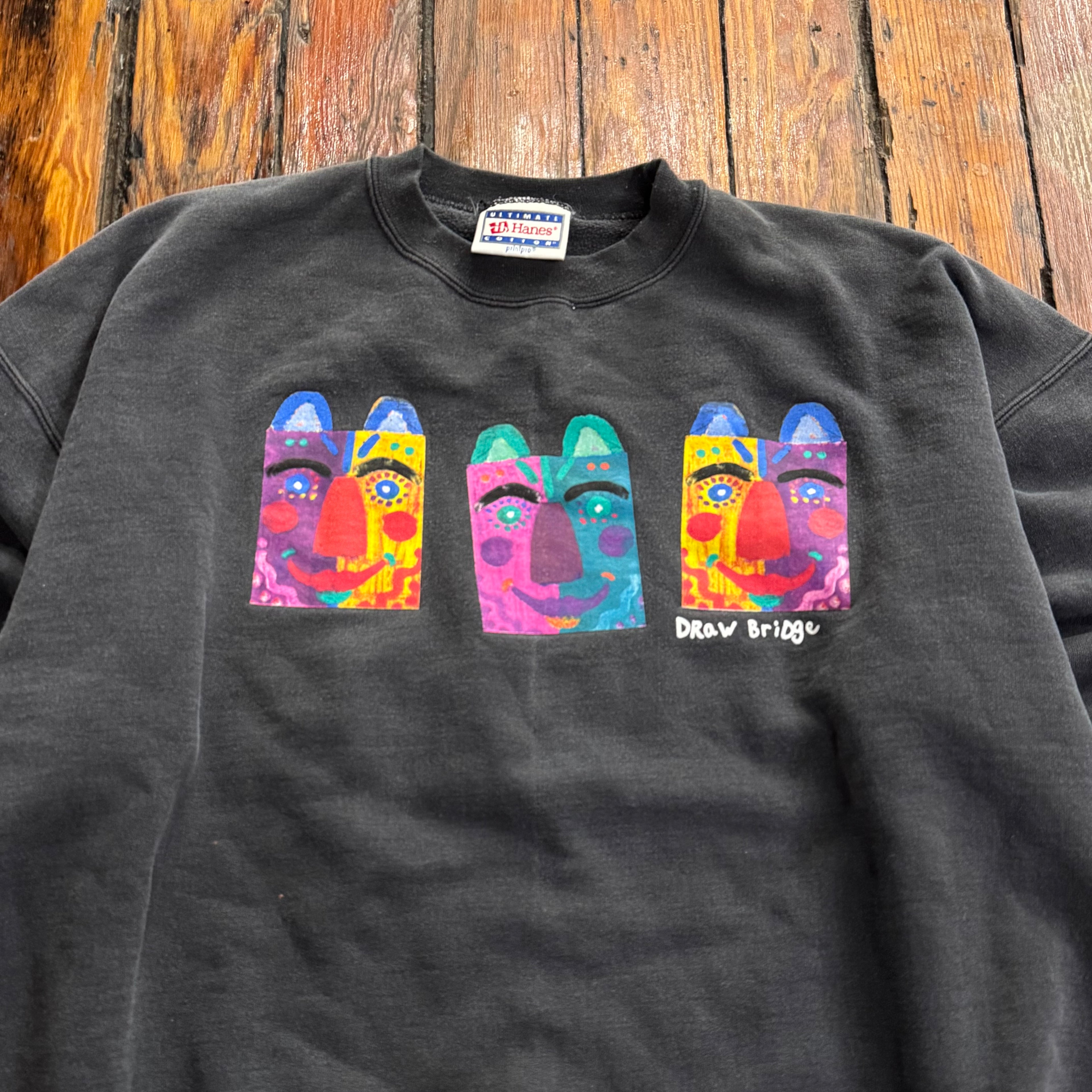 Vintage Art Draw Bridge Crewneck Sz L