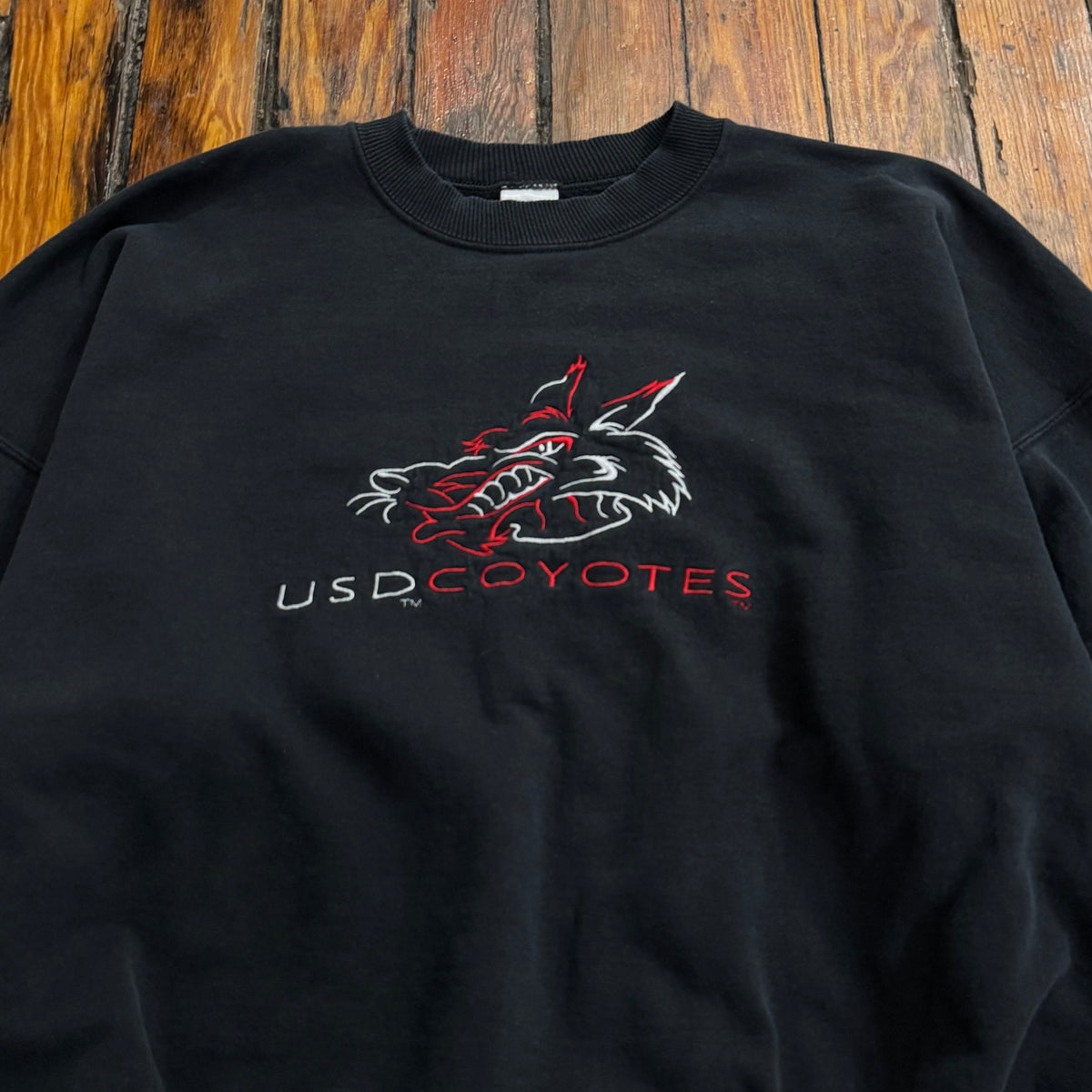 Vintage USD Coyotes Crewneck Sz XXL