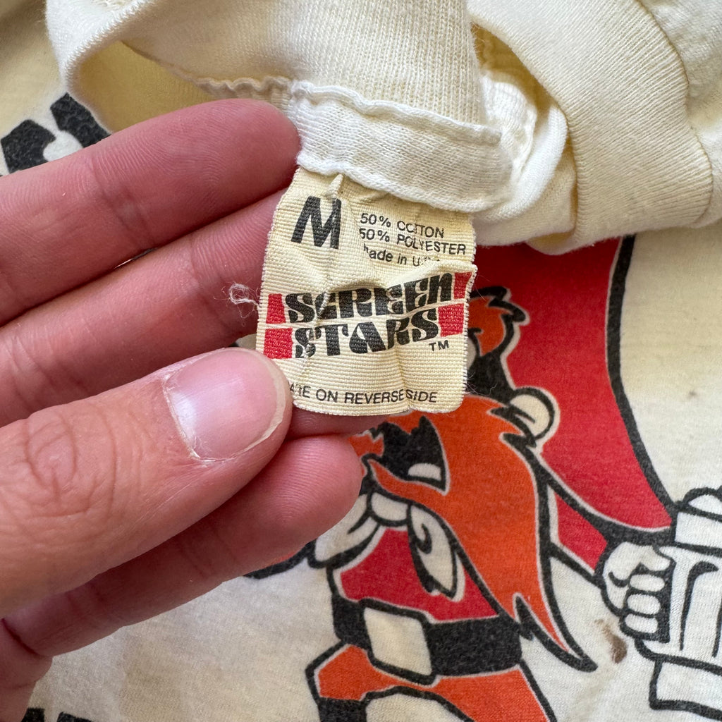 Vintage OutLaw Saloon Yosemite Sam T-shirt Sz M