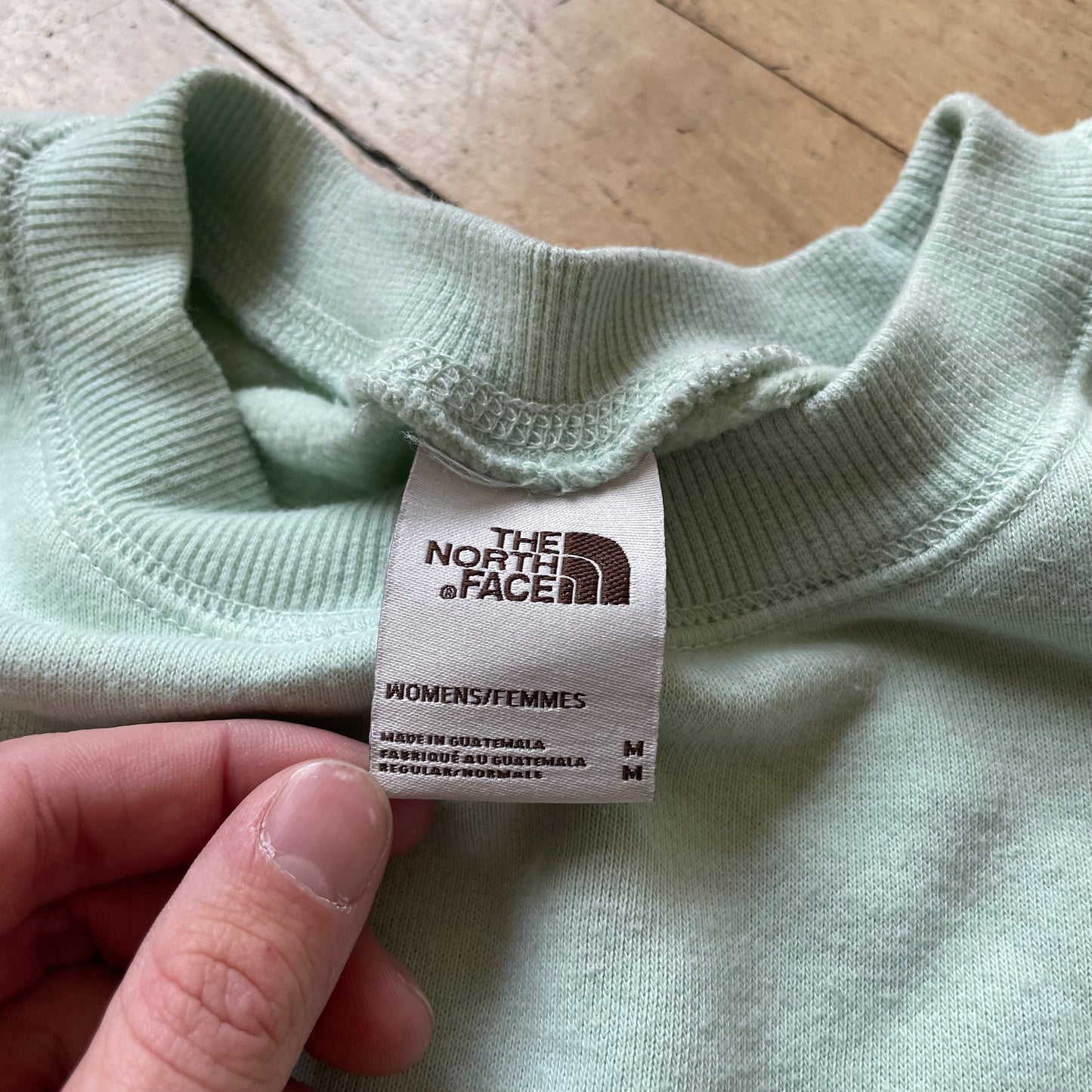 2000s Women’s North Face CrewNeck Sz M