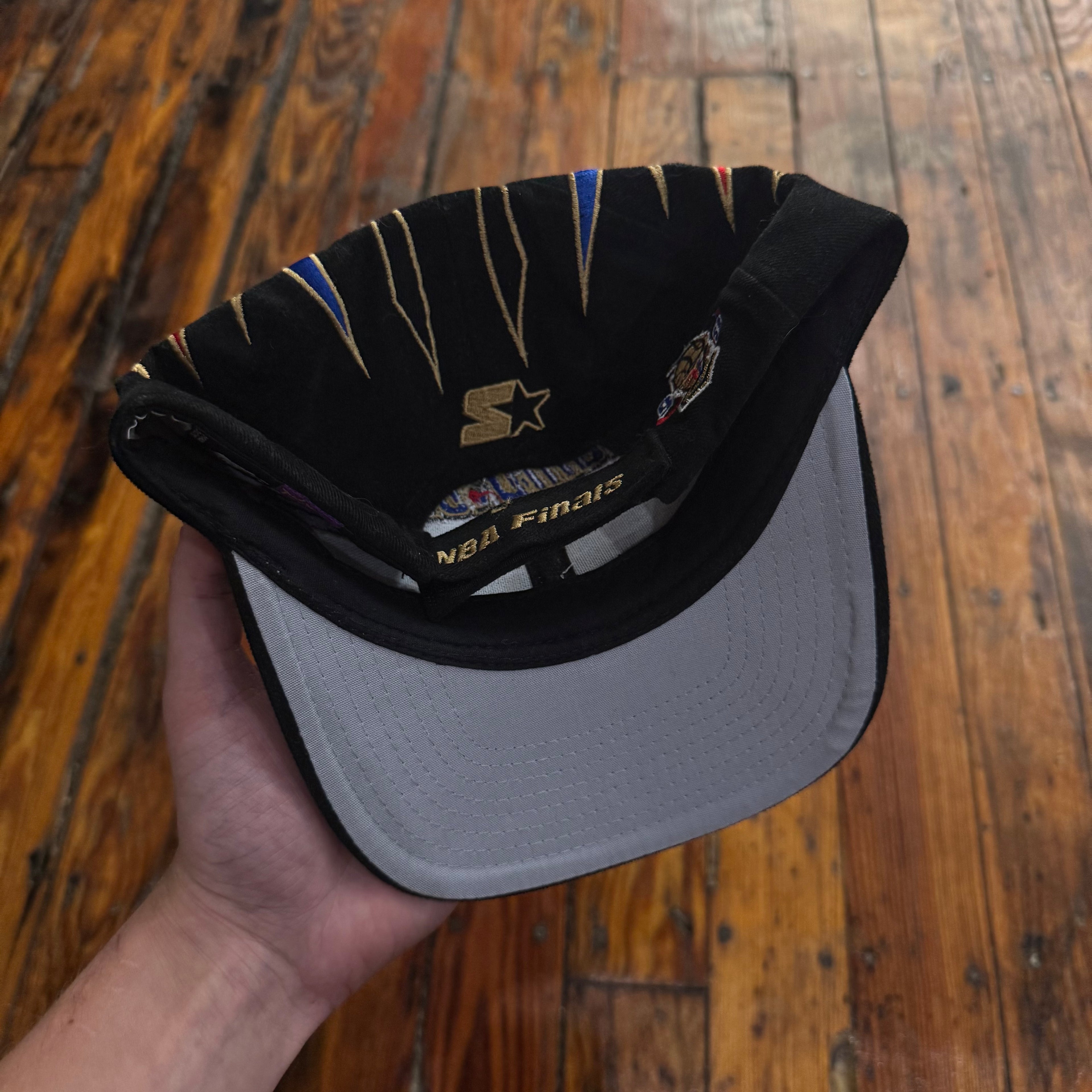 Vintage Starter Chicago Bulls Champions Hat
