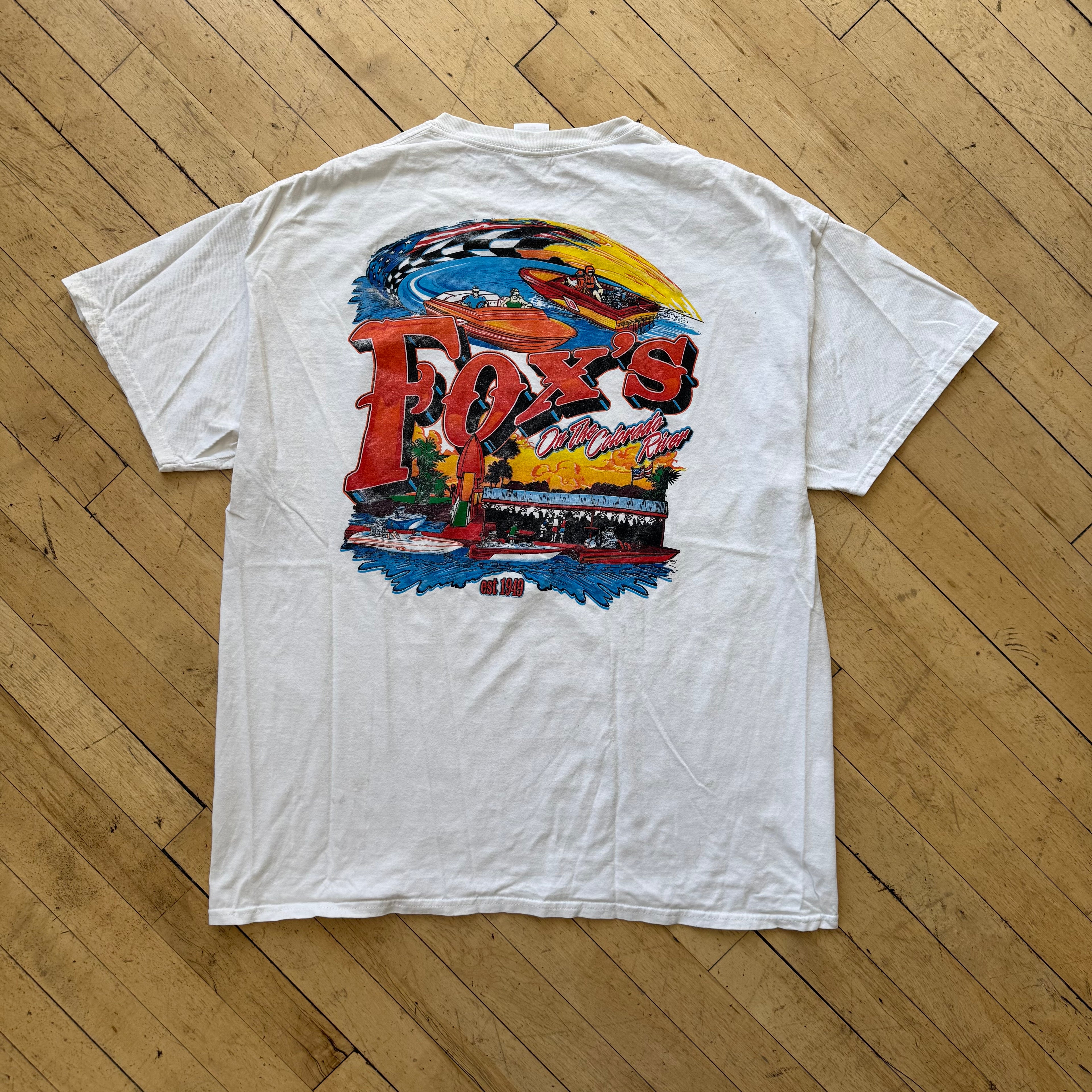 Vintage Fox’s On the River T-shirt Sz XL