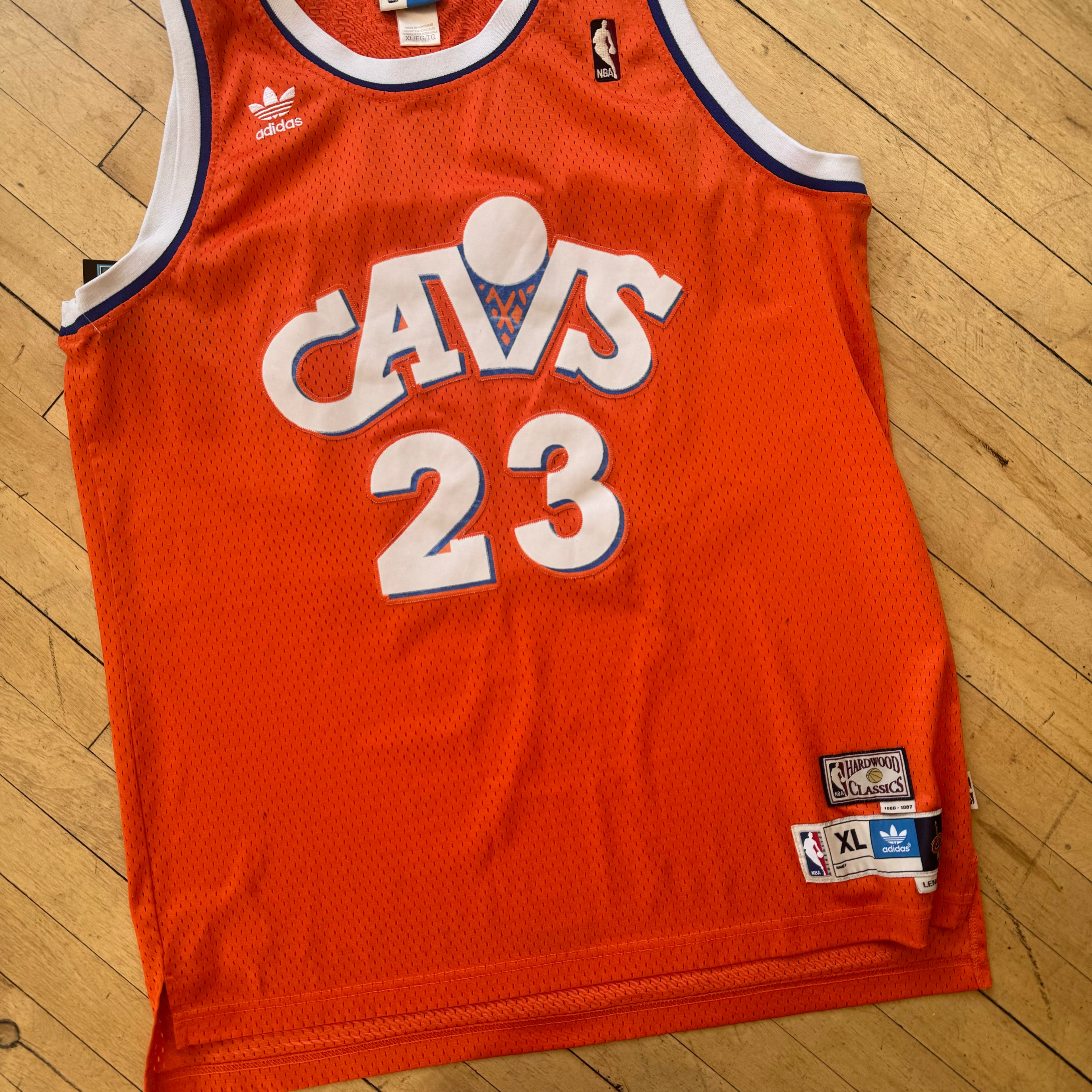 Adidas Cavs Lebron James Jersey Sz XL